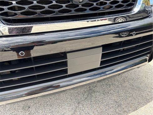 Used 2020 Nissan Armada SL w/ Premium Package image 14