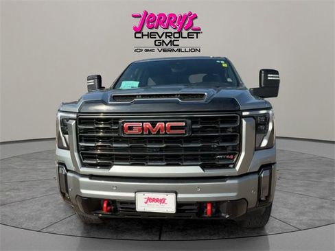 Used 2024 GMC Sierra 2500 AT4 w/ AT4 Premium Plus Package image 8