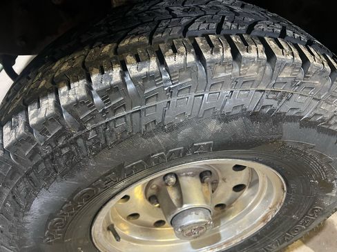 Used 1995 Ford Bronco XLT image 14