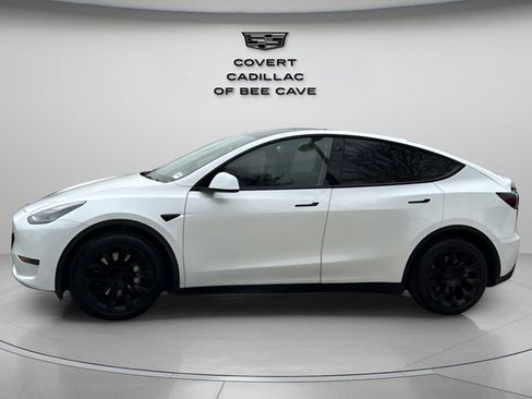 Used 2021 Tesla Model Y Long Range image 4