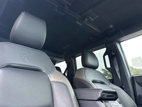 New 2025 Ford Bronco Outer Banks image 16