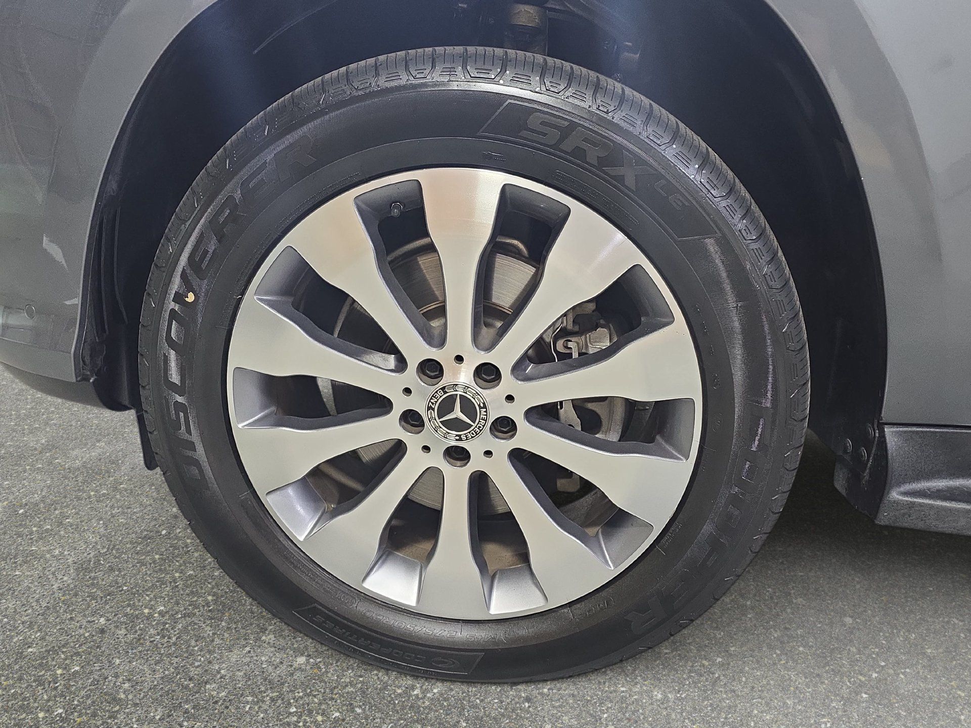 Certified 2019 Mercedes-Benz GLS 450 4MATIC image 31