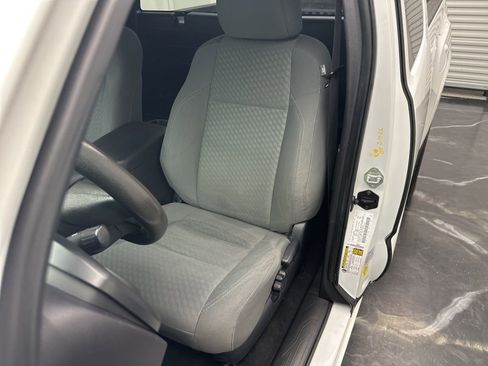 Used 2020 Toyota Tacoma SR image 14