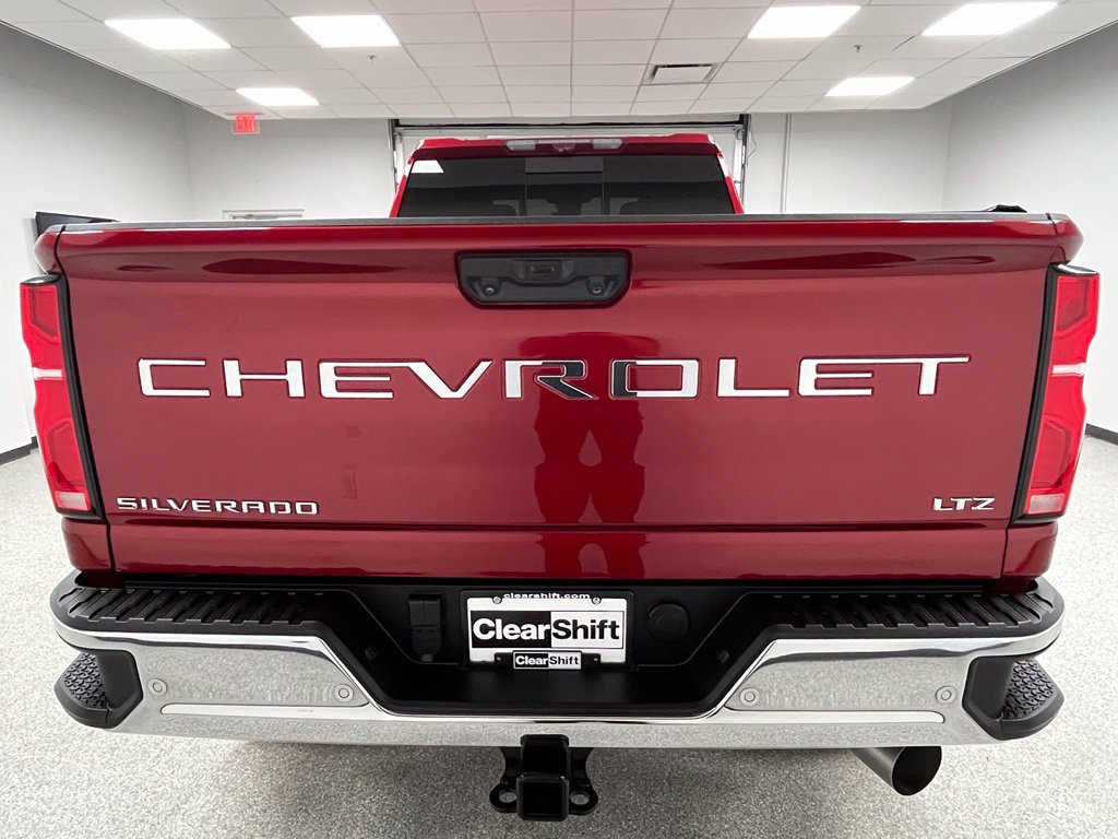 Used 2024 Chevrolet Silverado 2500 LTZ w/ LTZ Plus Package AWD/4WD image 9
