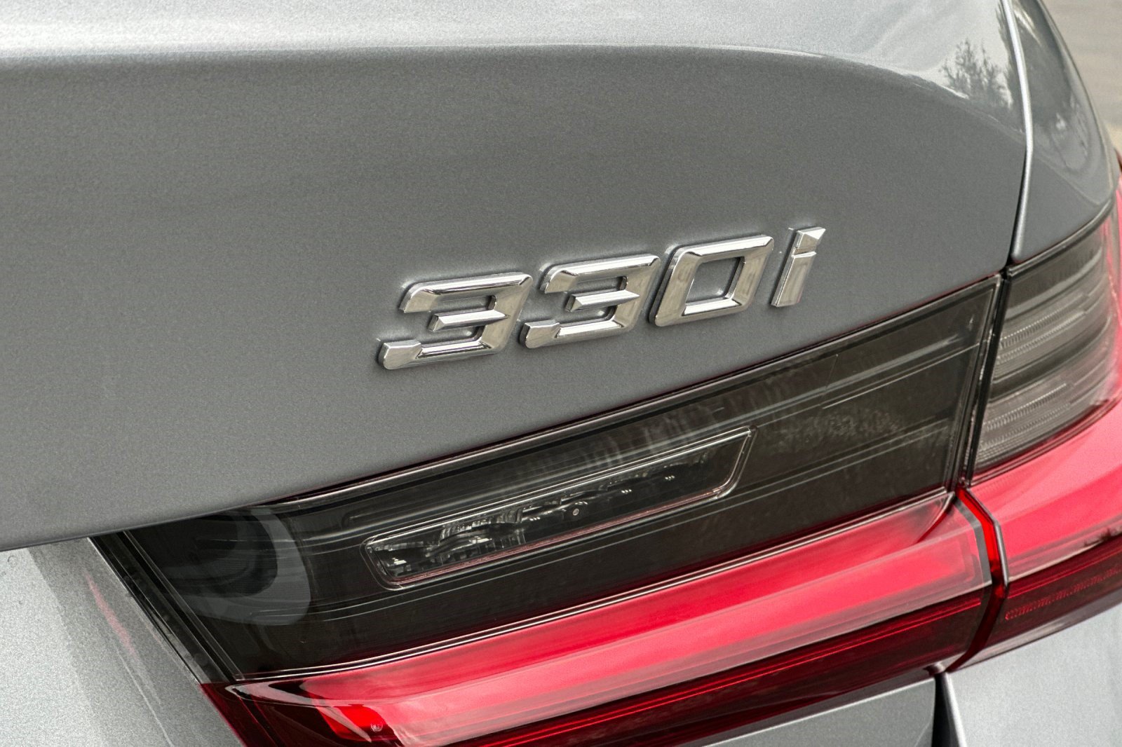 Used 2026 BMW 330i Sedan w/ Premium Package RWD image 39
