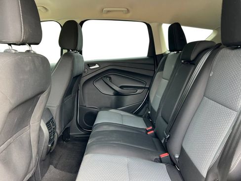 Used 2017 Ford Escape SE w/ Equipment Group 201A AWD/4WD image 7