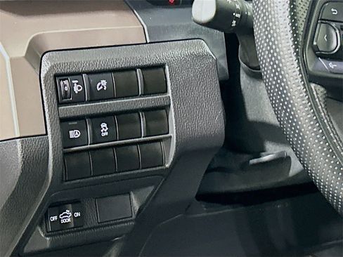 Used 2024 Toyota Tacoma SR5 image 8