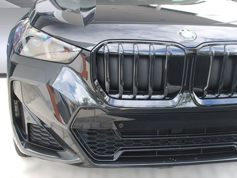 Used 2026 BMW X1 xDrive28i w/ M Sport Package image 11