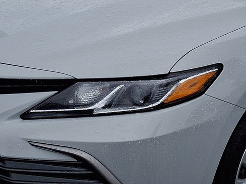 Certified 2023 Toyota Camry LE AWD/4WD image 9