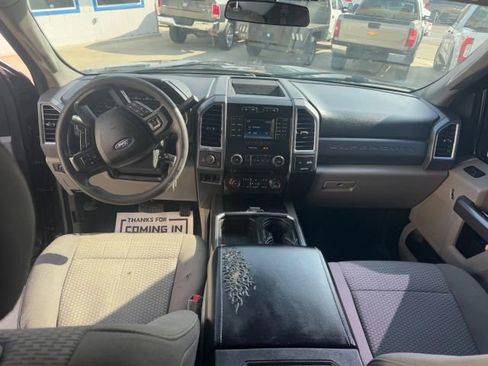 Used 2018 Ford F350 XLT w/ FX4 Off-Road Package image 8