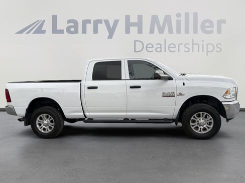 Used 2018 RAM 2500 Tradesman w/ Chrome Appearance Group image 9