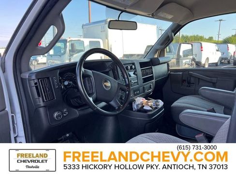Used 2021 Chevrolet Express 4500 w/ Power Convenience Package image 24