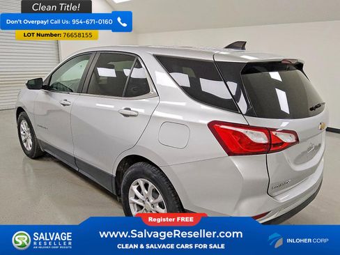 Used 2021 Chevrolet Equinox LT w/ Driver Convenience Package image 3