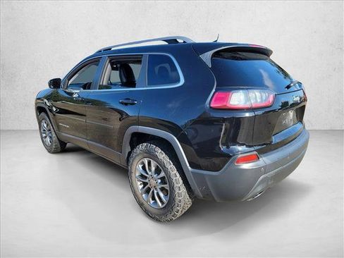Used 2019 Jeep Cherokee Latitude Plus w/ Comfort/Convenience Group image 7