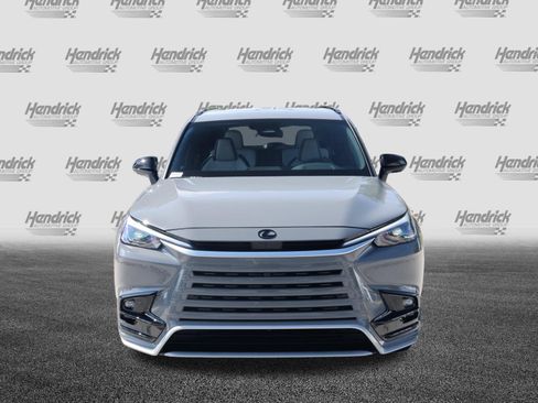 New 2026 Lexus TX 500h AWD image 3