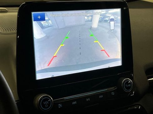 Used 2020 Ford EcoSport Titanium image 28