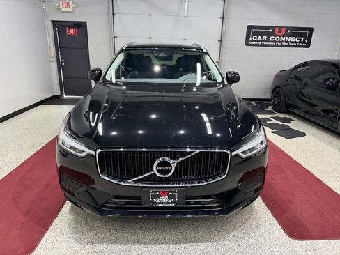 Used 2019 Volvo XC60 T5 Momentum w/ Multimedia Package AWD/4WD image 6