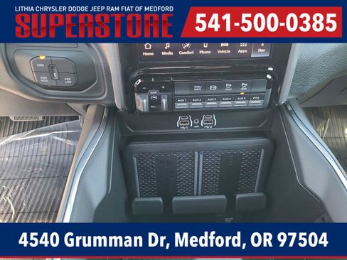 New 2026 RAM 5500 4x4 Crew Cab w/ Laramie Trim Package image 25