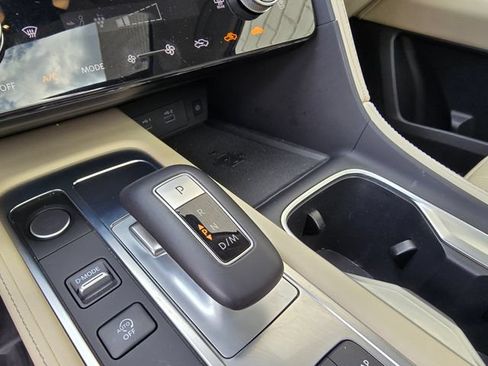 Used 2023 INFINITI QX60 Sensory w/ Vision Package AWD/4WD image 24
