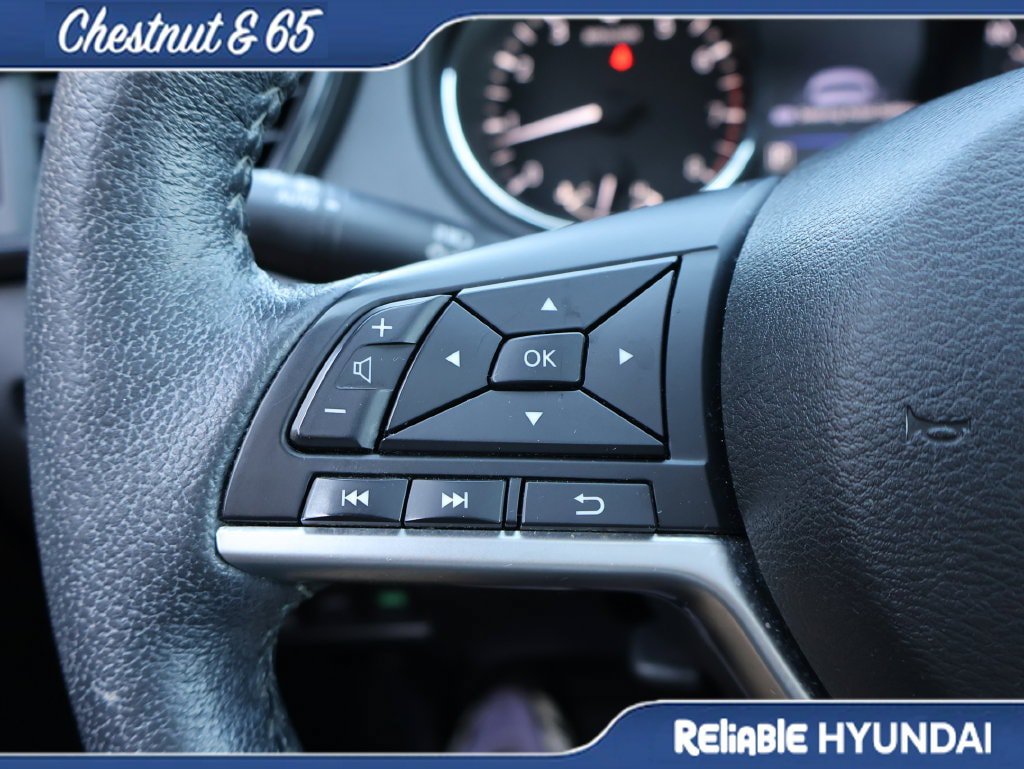 Used 2019 Nissan Rogue SV w/ Sun & Sound Touring Package AWD/4WD image 27