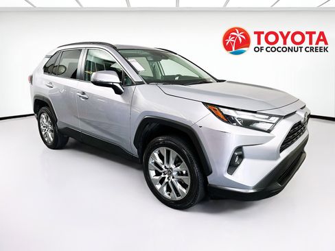 Used 2024 Toyota RAV4 XLE Premium image 1