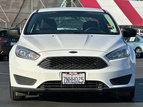 Used 2015 Ford Focus S image 10
