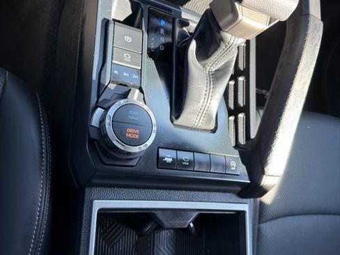 Used 2025 Toyota Tacoma Limited image 28