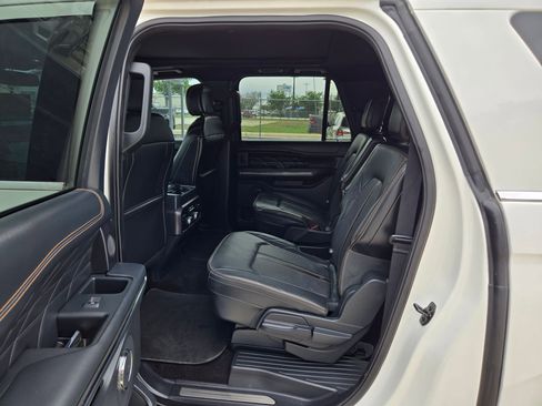 Used 2023 Ford Expedition Max Platinum RWD image 20