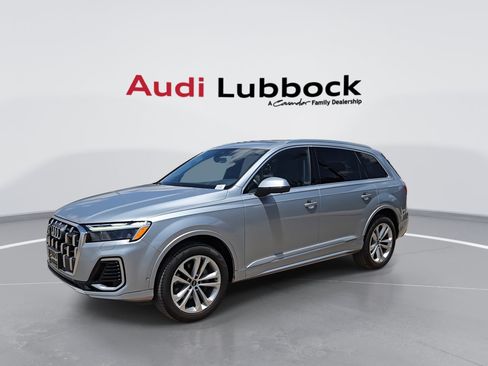 Certified 2025 Audi Q7 2.0T Premium Plus AWD/4WD image 4