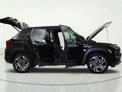 Used 2026 Chevrolet TrailBlazer RS w/ Convenience Package AWD/4WD image 15