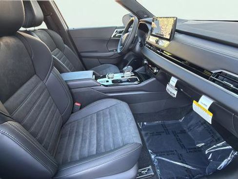 New 2026 Mitsubishi Outlander FWD image 22