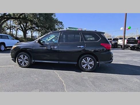 Used 2020 Nissan Pathfinder S image 27