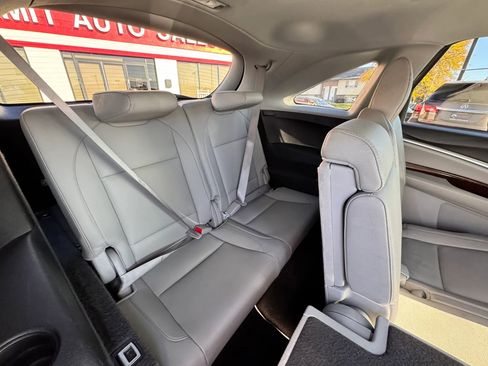 Used 2020 Acura MDX SH-AWD image 31