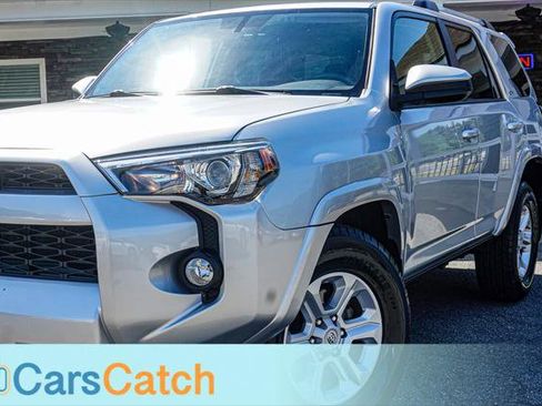 Used 2019 Toyota 4Runner SR5 image 6
