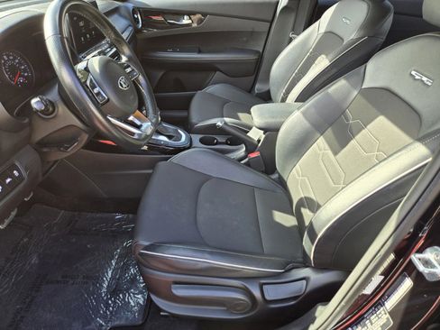 Certified 2021 Kia Forte GT-Line image 12