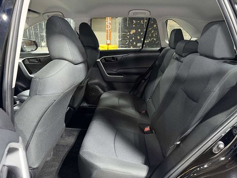 Certified 2021 Toyota RAV4 LE image 17