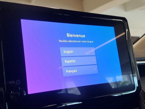 Used 2025 Toyota Corolla LE image 25