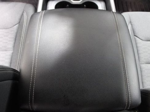 Used 2025 RAM 1500 Big Horn AWD/4WD image 31