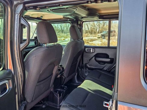 Used 2019 Jeep Wrangler Unlimited Sport S image 24