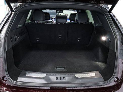 Used 2025 Lincoln Nautilus Reserve w/ Jet Appearance Package image 17