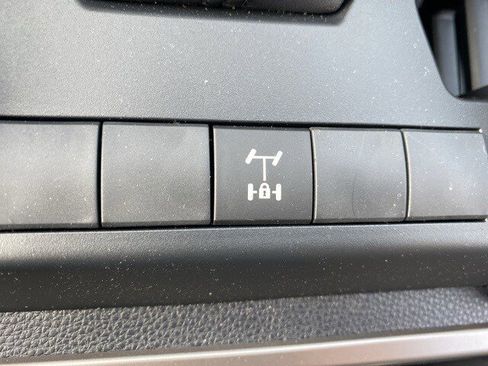 New 2025 Toyota 4Runner TRD Off-Road image 39