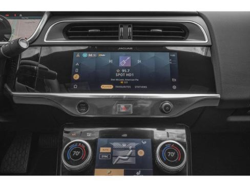 Used 2024 Jaguar I-PACE R-Dynamic HSE image 11