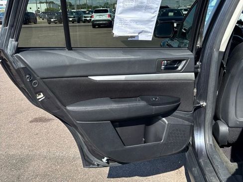 Used 2013 Subaru Outback 2.5i Premium AWD/4WD image 23