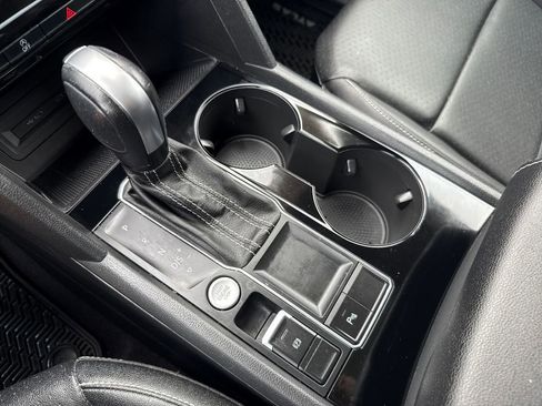 Used 2023 Volkswagen Atlas SE w/ Panoramic Sunroof Package image 24