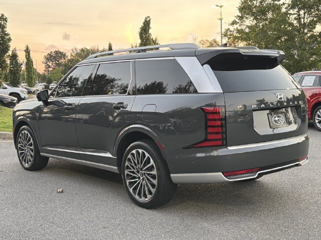 Used 2026 Hyundai Palisade Calligraphy FWD image 5