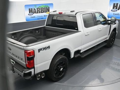 New 2026 Ford F250 Lariat w/ Black Appearance Package AWD/4WD image 25