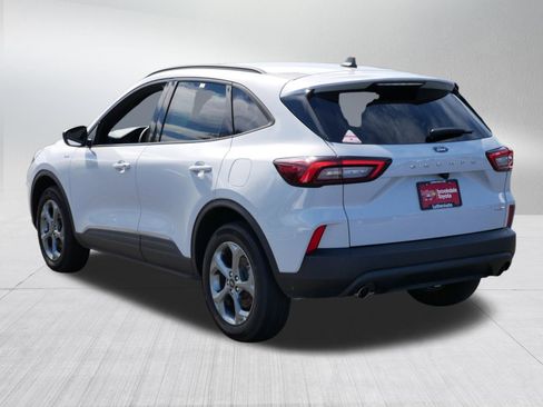 Used 2025 Ford Escape ST-Line AWD/4WD image 5