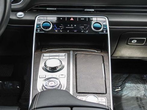 Used 2024 Genesis GV80 3.5T image 13