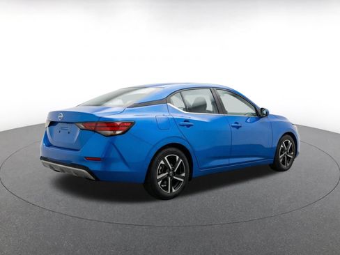 Used 2025 Nissan Sentra SV FWD image 7
