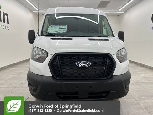 New 2026 Ford Transit 250 148 Medium Roof w/ Load Area Protection Package image 17